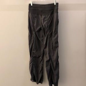lululemon athletica Pants - Lululemon gray unlined studio pant, sz 8, 68369 lululemon athletica Pants - Lululemon gray unlined studio pant, sz 8, 68369